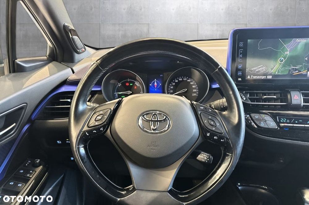 Toyota C-HR Style - 11