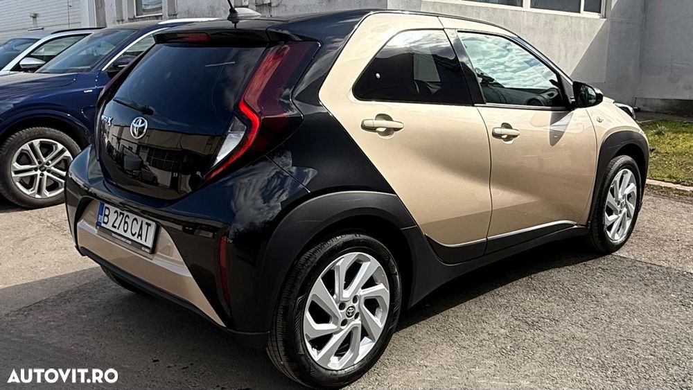 Toyota Aygo X 1.0l CVT Dynamic - 2