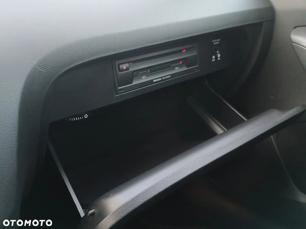 Skoda Octavia 2.0 TDI Sport Edition - 36