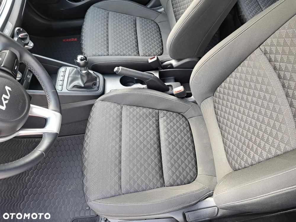 Kia Rio 1.2 M - 16