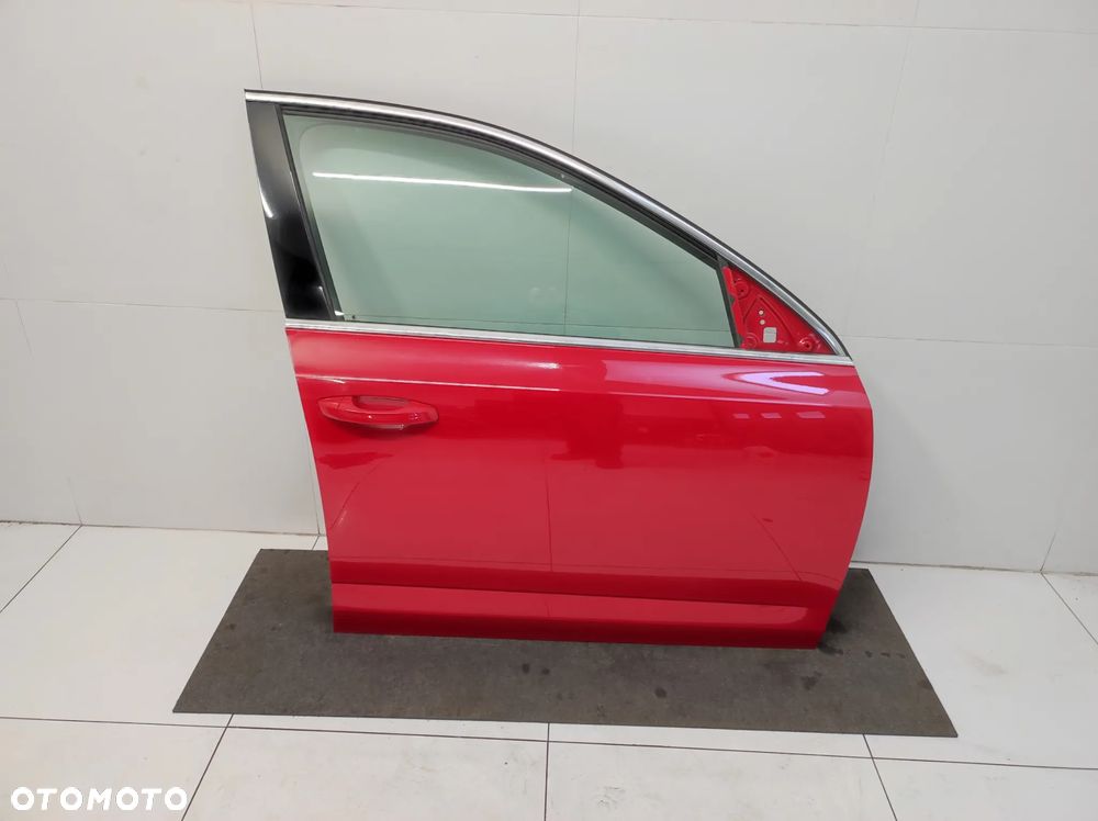 DRZWI PRAWE PRZÓD SKODA OCTAVIA III 3