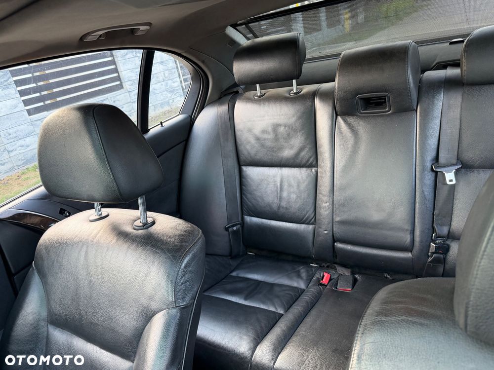 BMW Seria 5 530d - 33