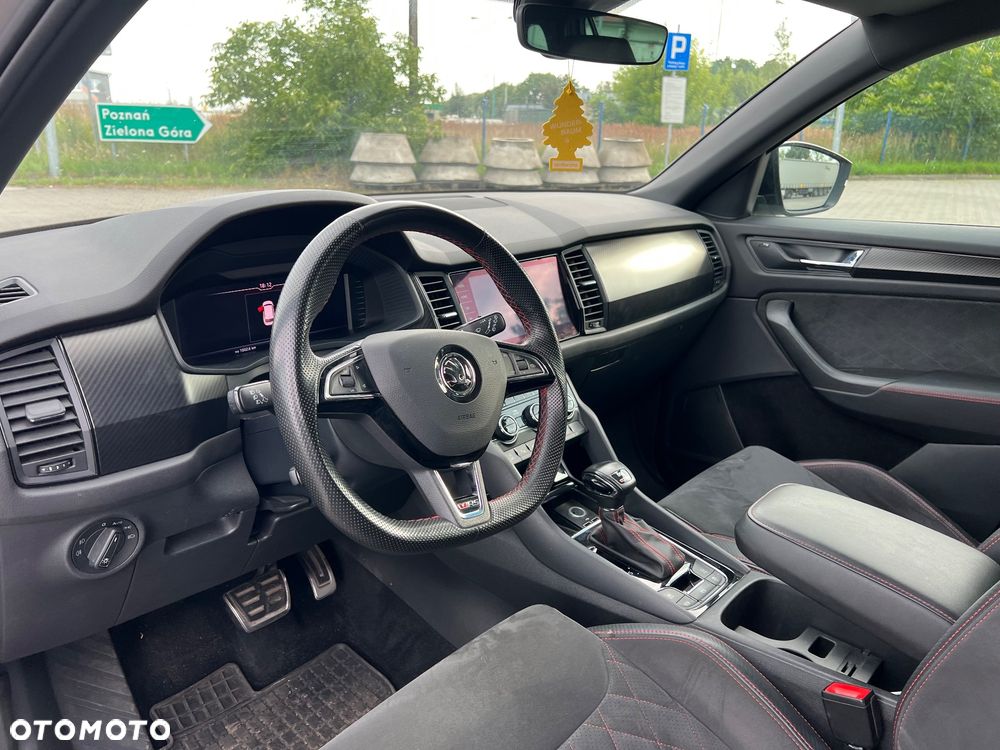 Skoda Kodiaq 2.0 Bi-TDI 4x4 RS DSG 7os - 13