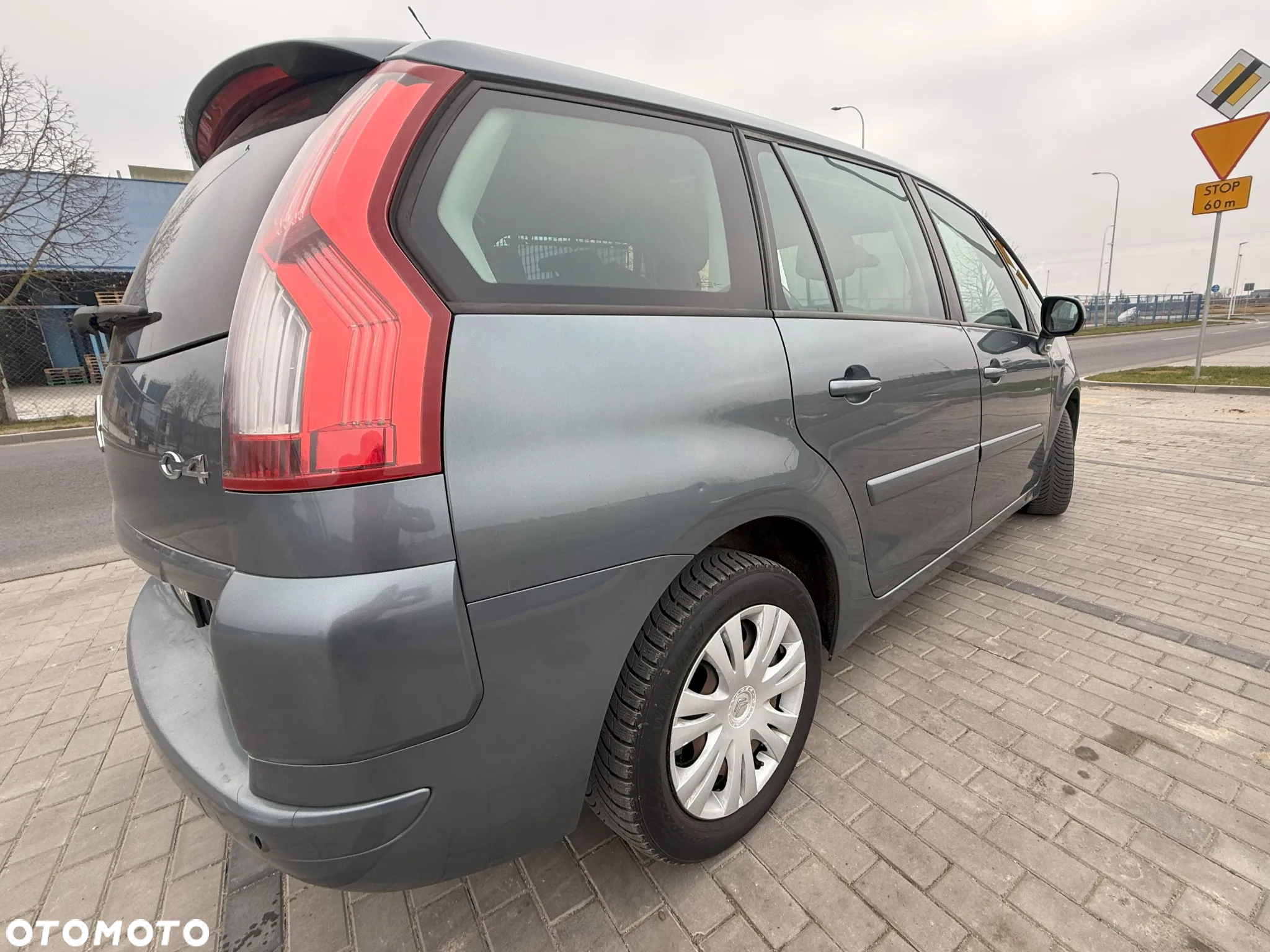 Citroën C4 Grand Picasso 2.0i Exclusive MCP - 6