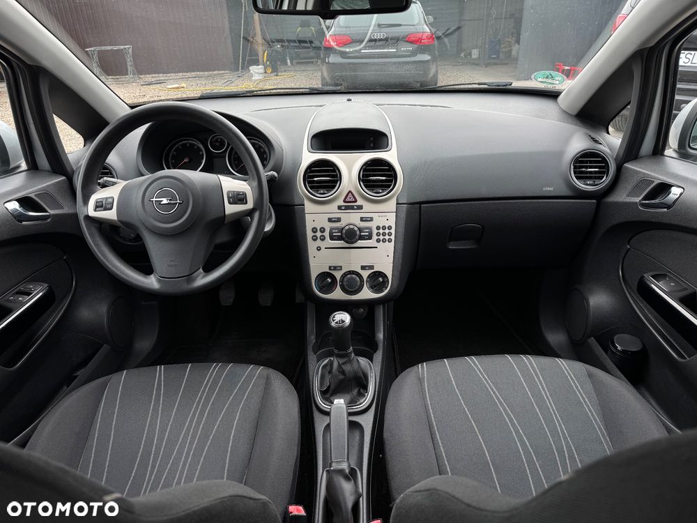 Opel Corsa 1.2 16V Comfort - 18