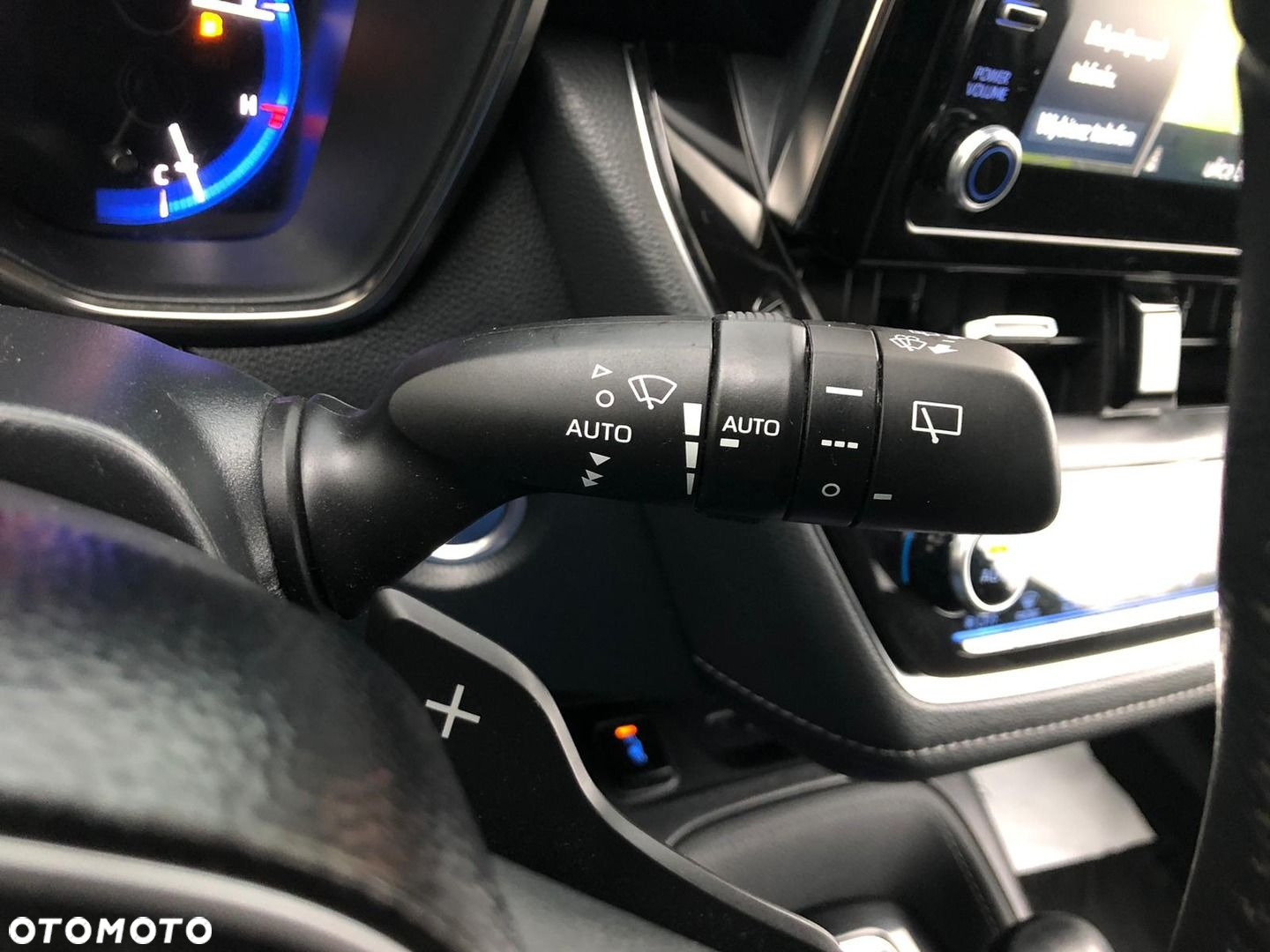 Toyota Corolla - 29