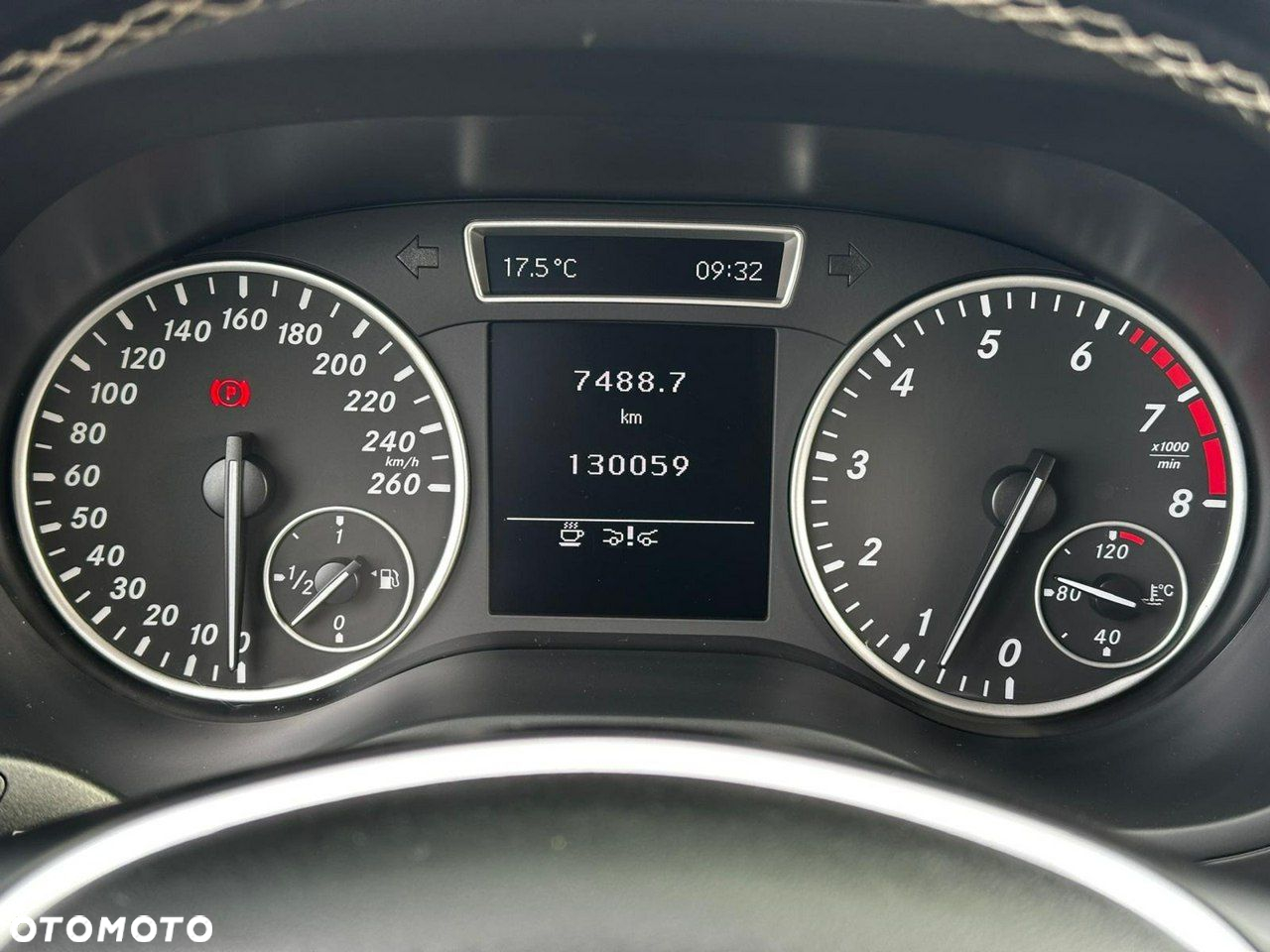Mercedes-Benz Klasa B 200 UrbanStyle Edition - 17