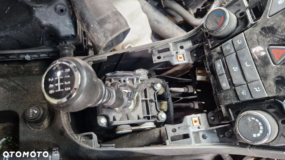 CHEVROLET CRUZE 1.7 VCDI LEWAREK ZMIANY BIEGÓW - 1