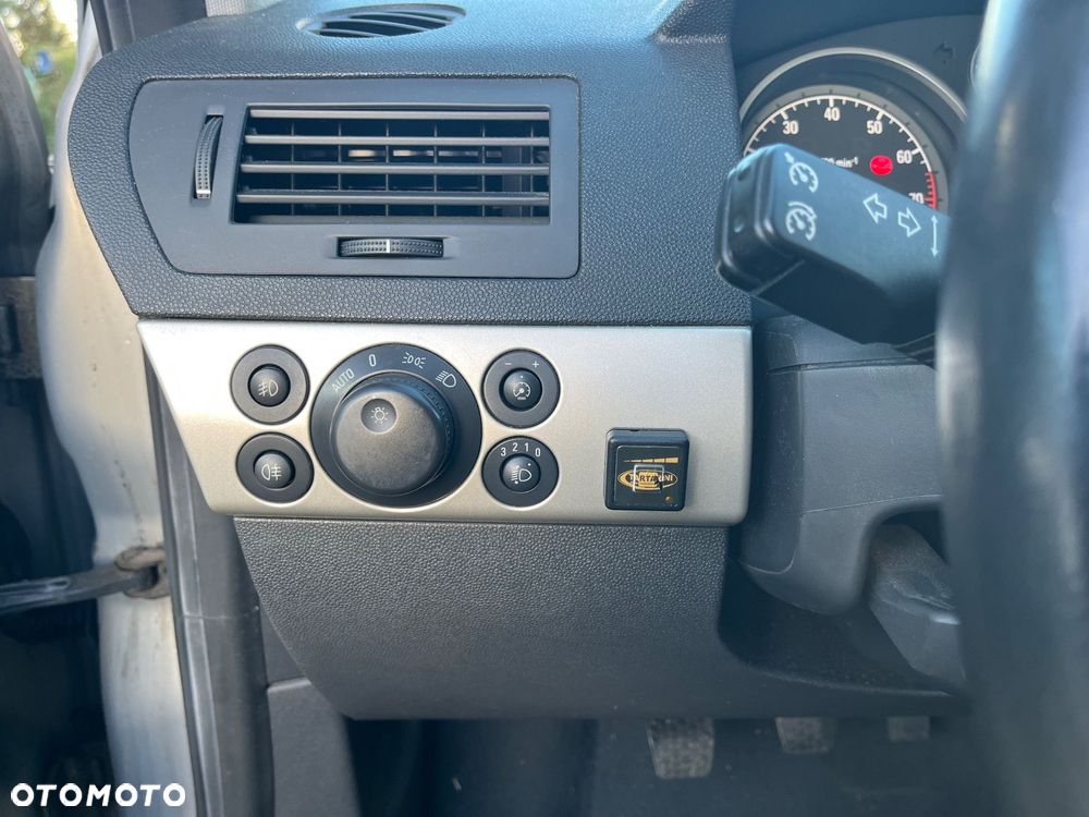 Opel Astra - 6