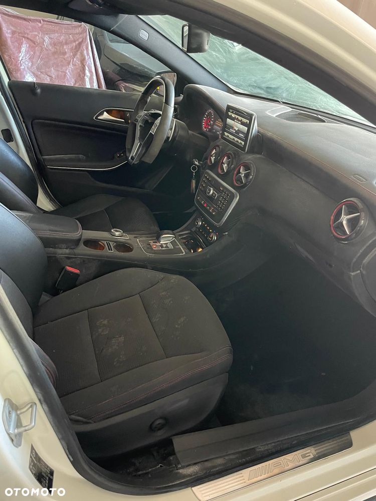 Mercedes-Benz Klasa A 45 AMG 4Matic AMG Speedshift 7G-DCT - 6