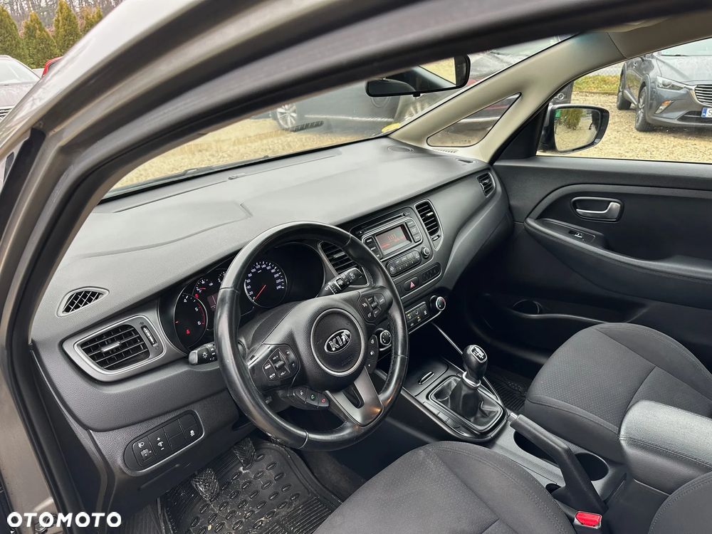 Kia Carens 1.7 CRDi 115 Dream Team Edition - 8