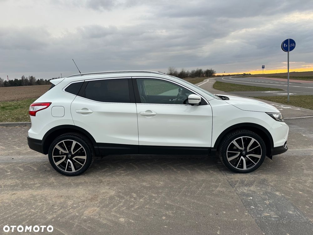 Nissan Qashqai 1.6 DIG-T Tekna - 27
