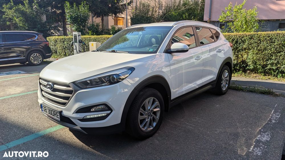 Hyundai Tucson 2.0 CRDI 4WD 6MT Style - 2