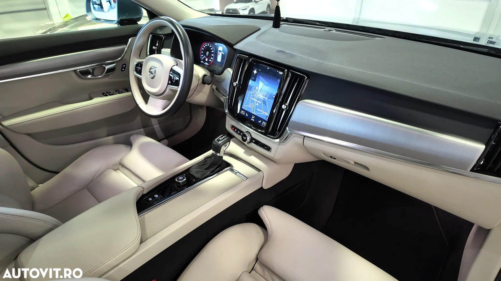 Volvo S90 D3 Geartronic Momentum - 15