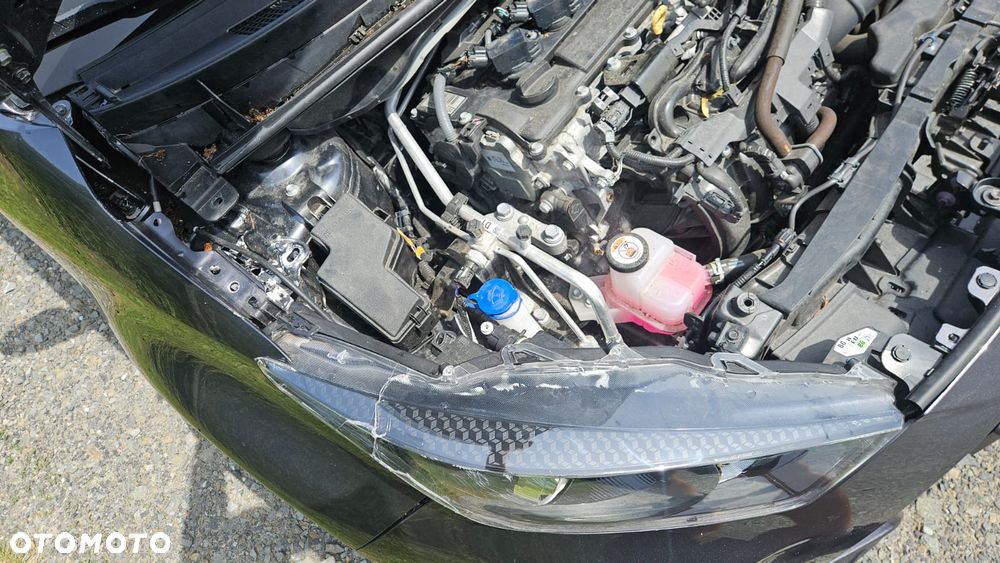 Mazda 2 - 7
