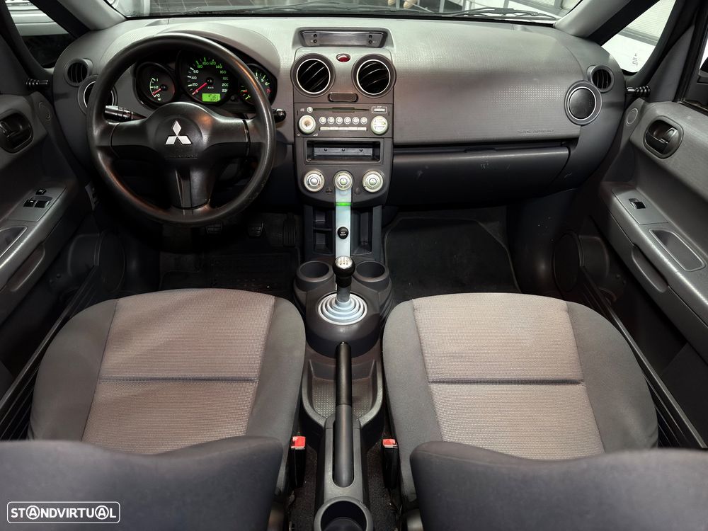 Mitsubishi Colt 1.1 - 13