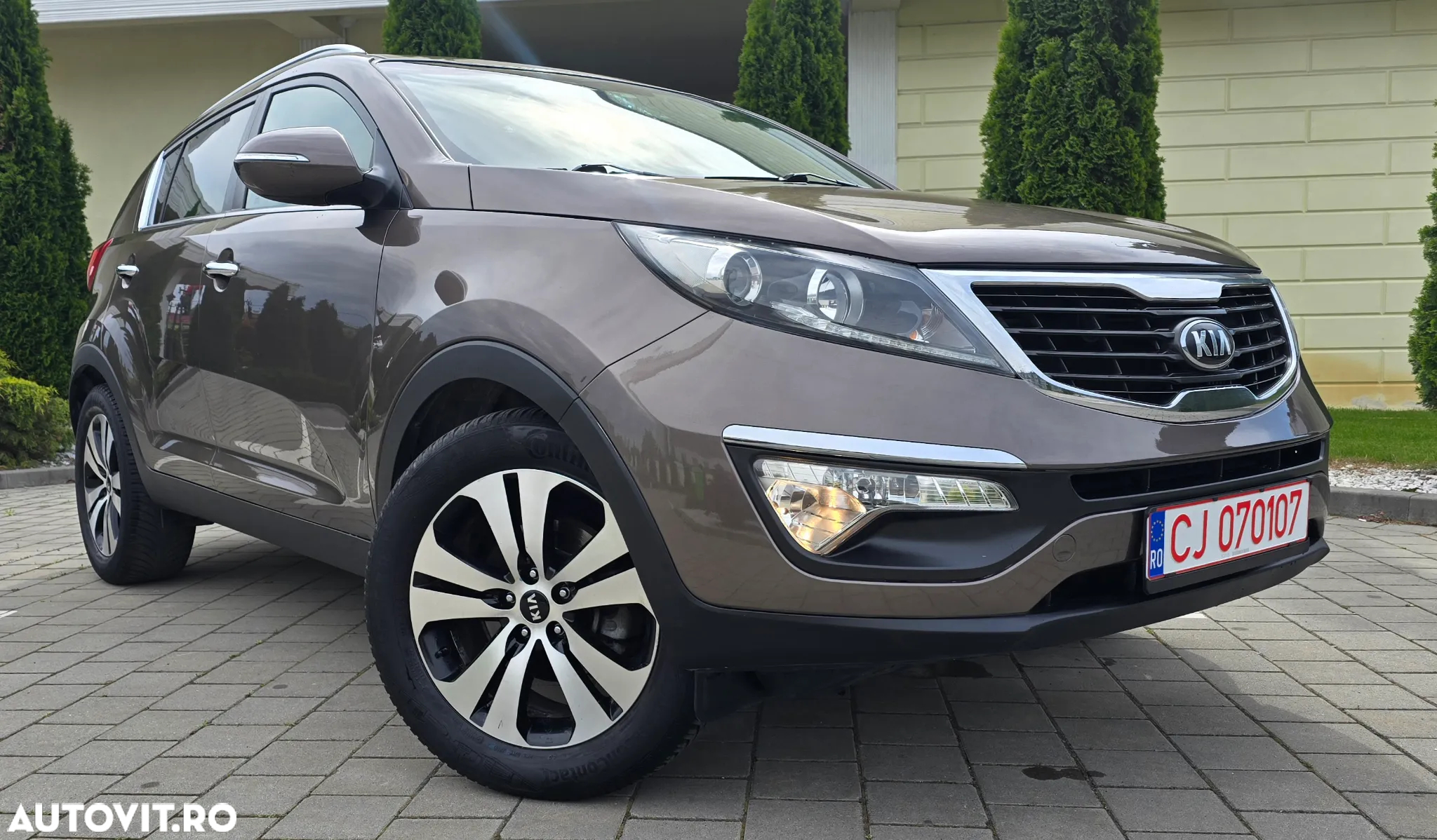 Kia Sportage 1.7 CRDI 2WD Attract - 2