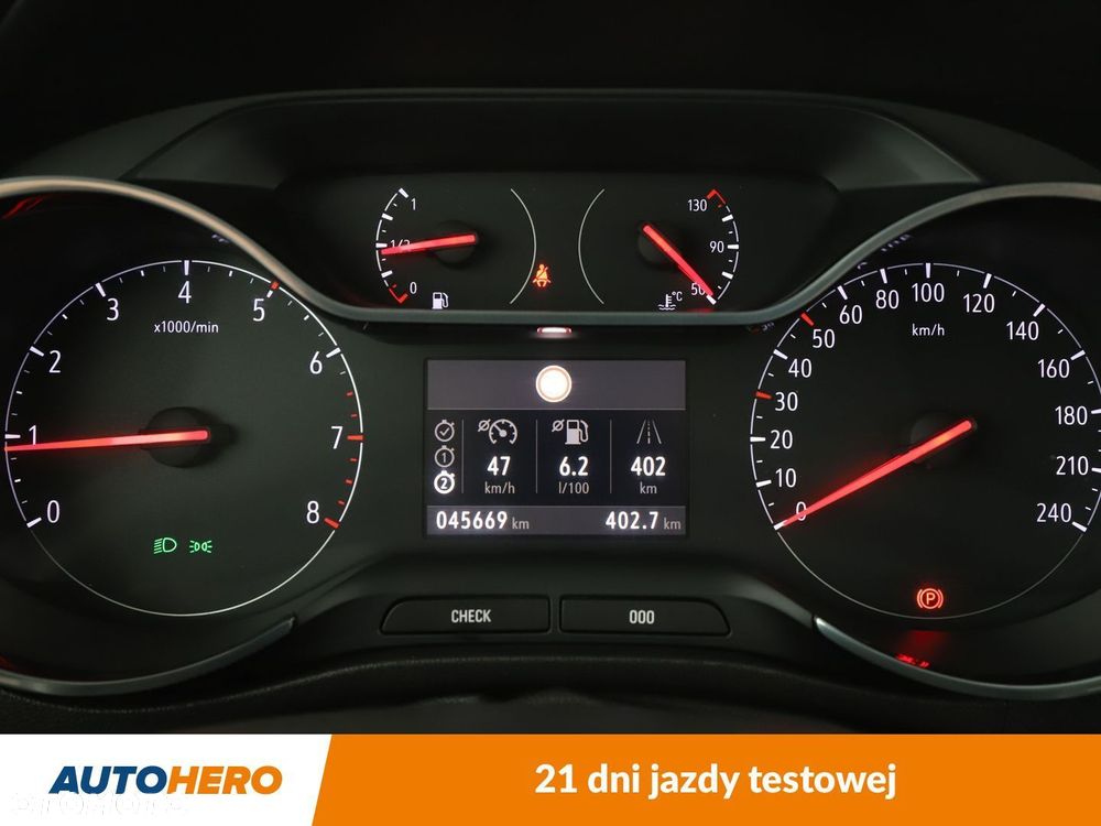 Opel Crossland X - 19