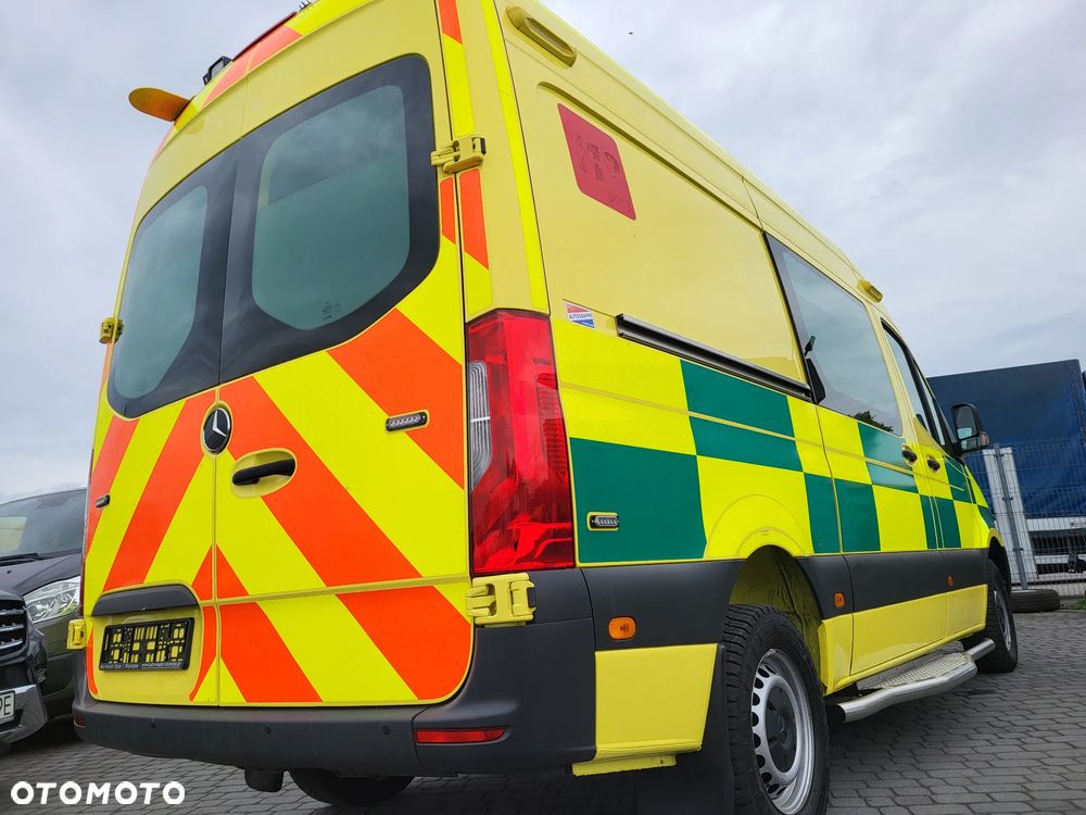 Mercedes-Benz SPRINTER 907- 319 V6 CDI-KARETKA - AMBULANS-AUTOMAT - 27
