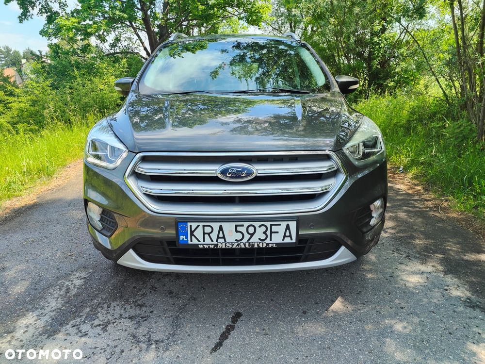 Ford Kuga - 2