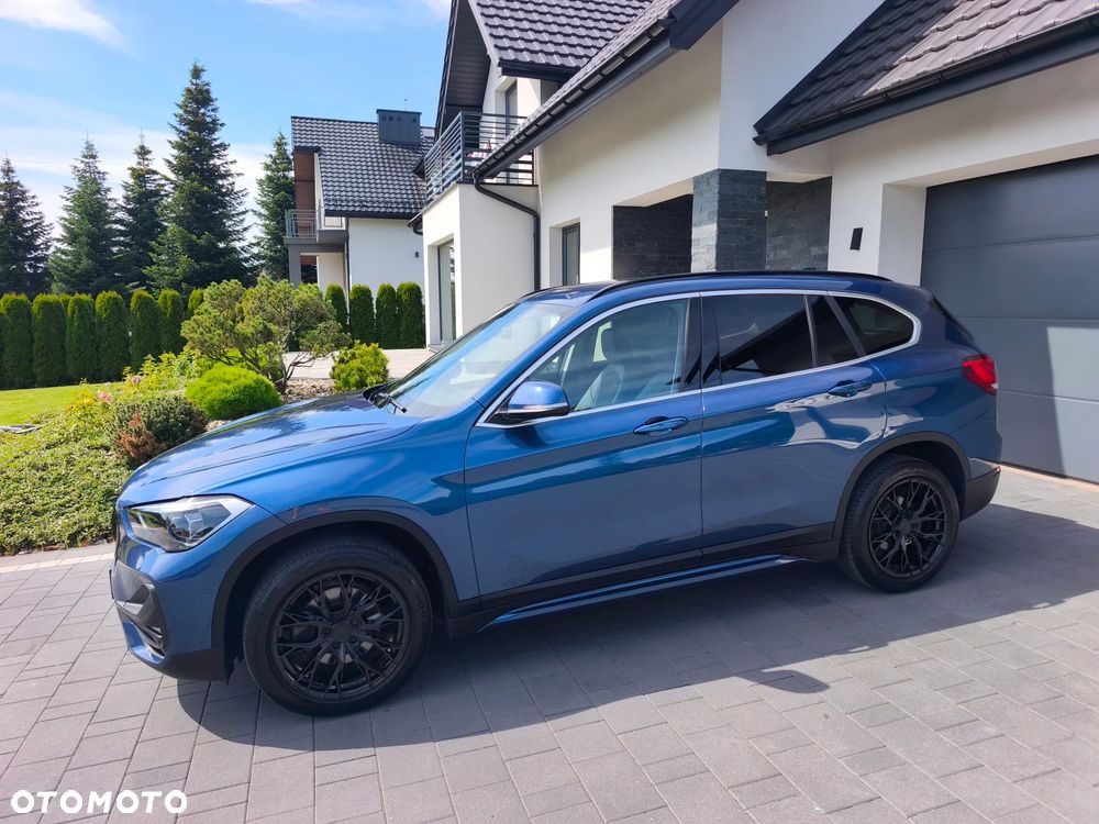 BMW X1 xDrive18d Business Edition sport - 3