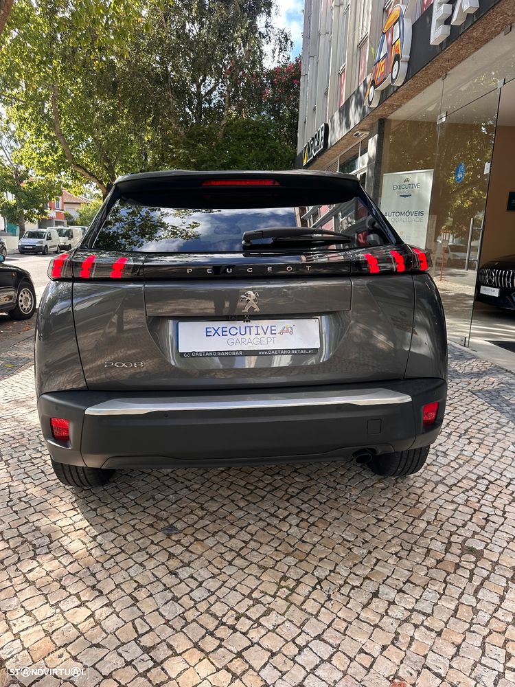 Peugeot 2008 1.2 PureTech Allure Pack - 4