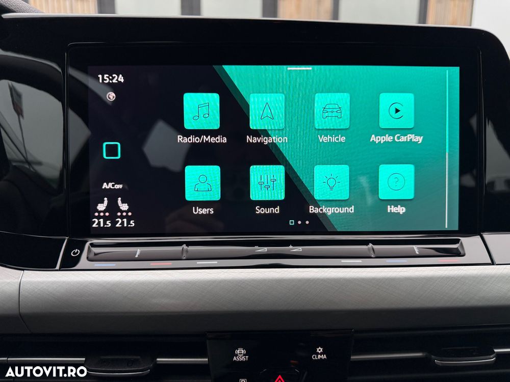 Volkswagen Golf - 33