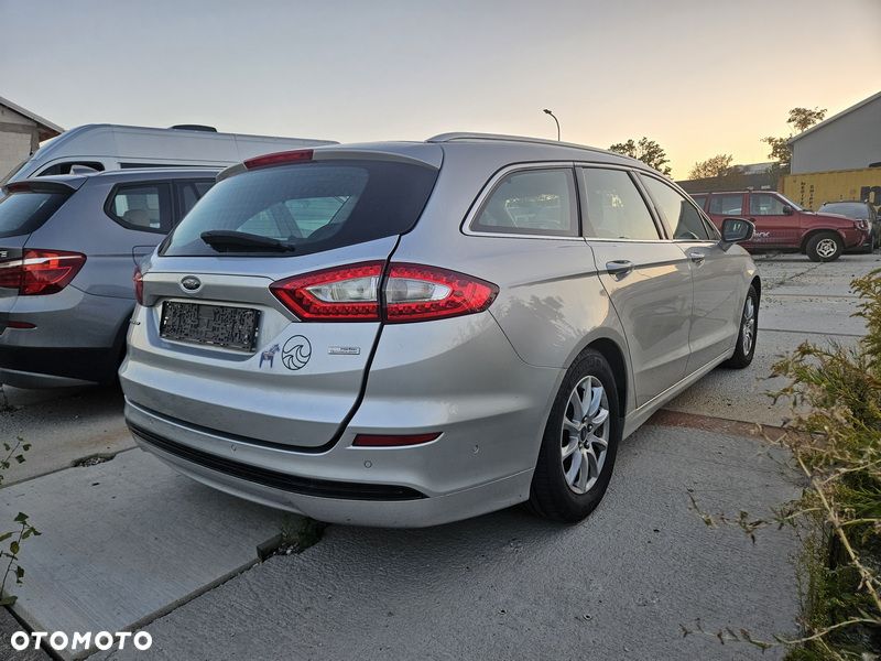 Ford Mondeo - 14