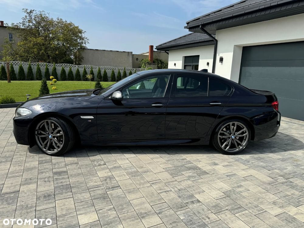 BMW Seria 5 M550d xDrive Sport-Aut - 2
