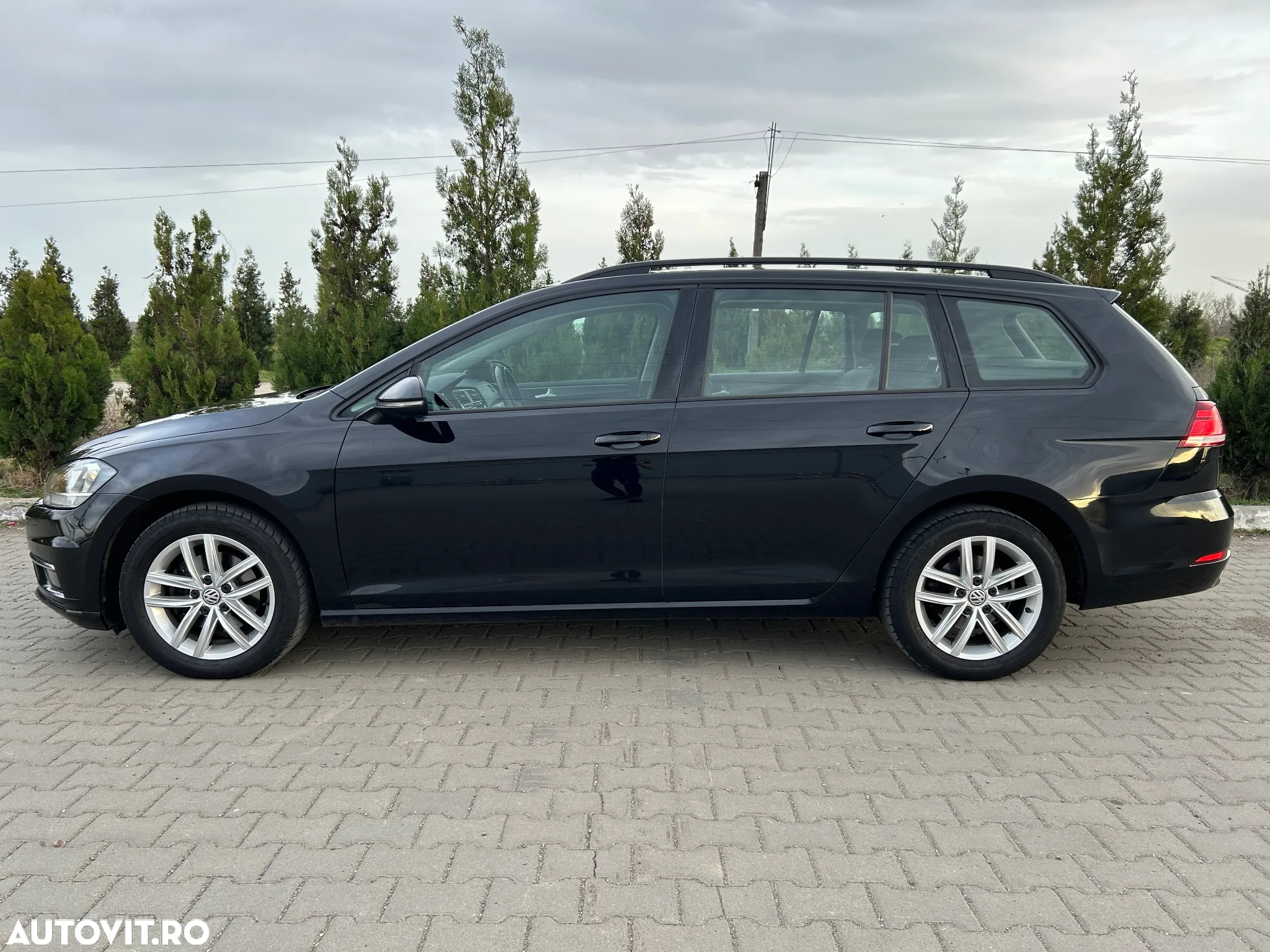 Volkswagen Golf 2.0 TDI SCR Comfortline - 2