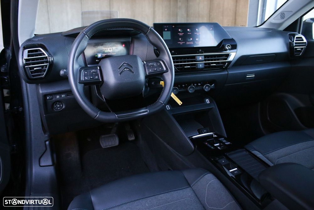 Citroën e-C4 C-Series - 17