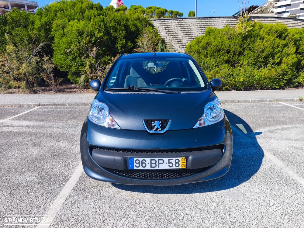 Peugeot 107 1.0 Urban - 1