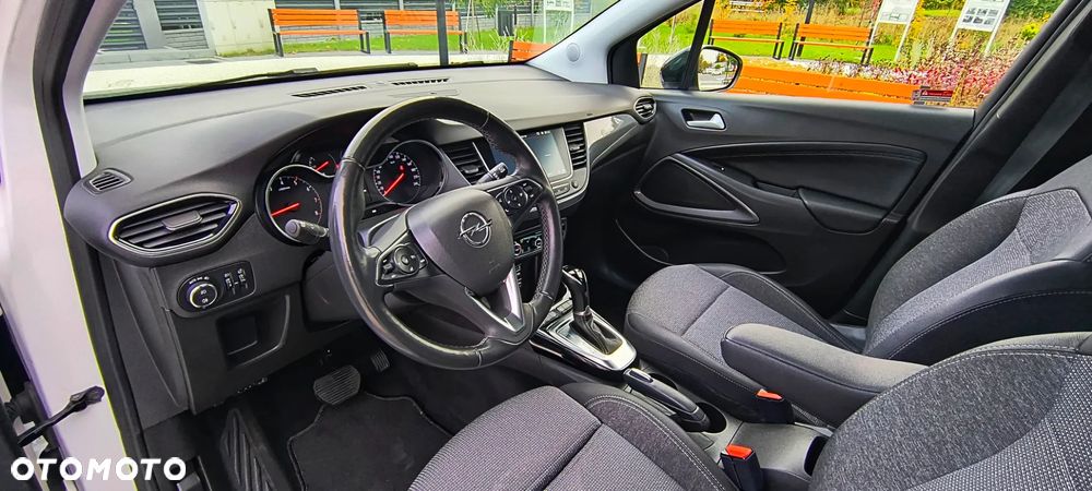 Opel Crossland X - 25