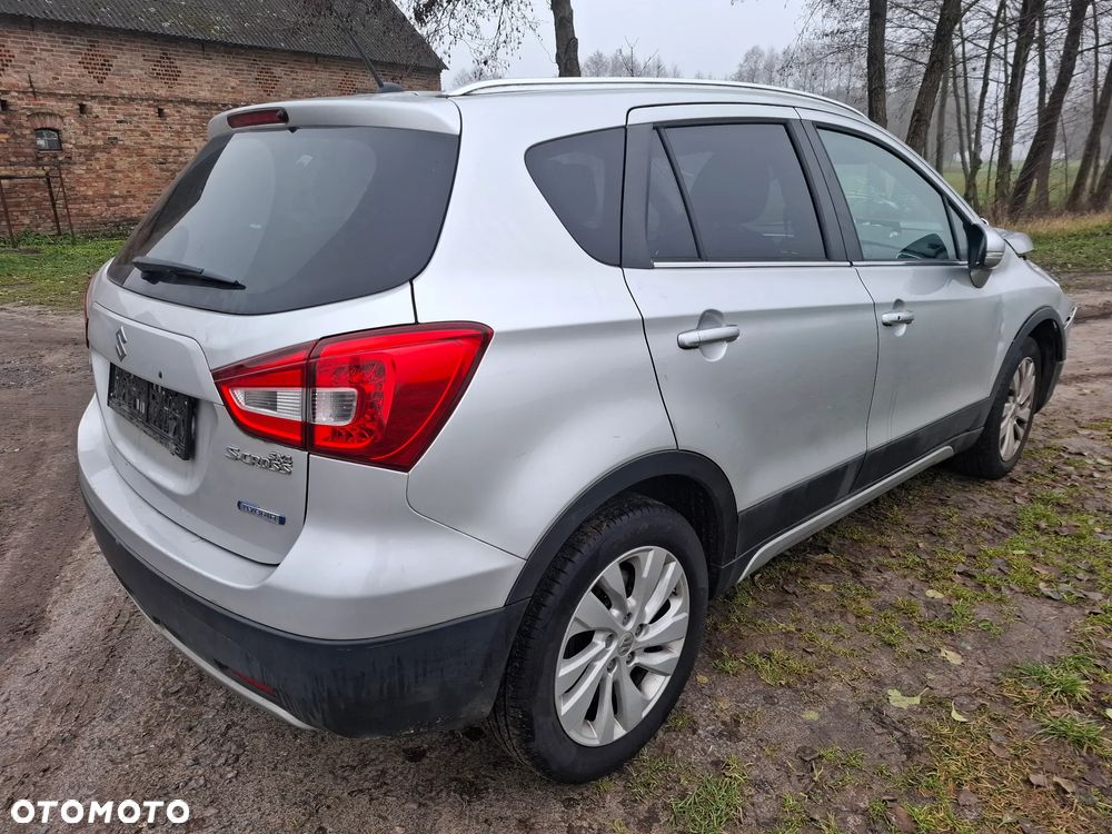 Suzuki SX4 S-Cross - 4