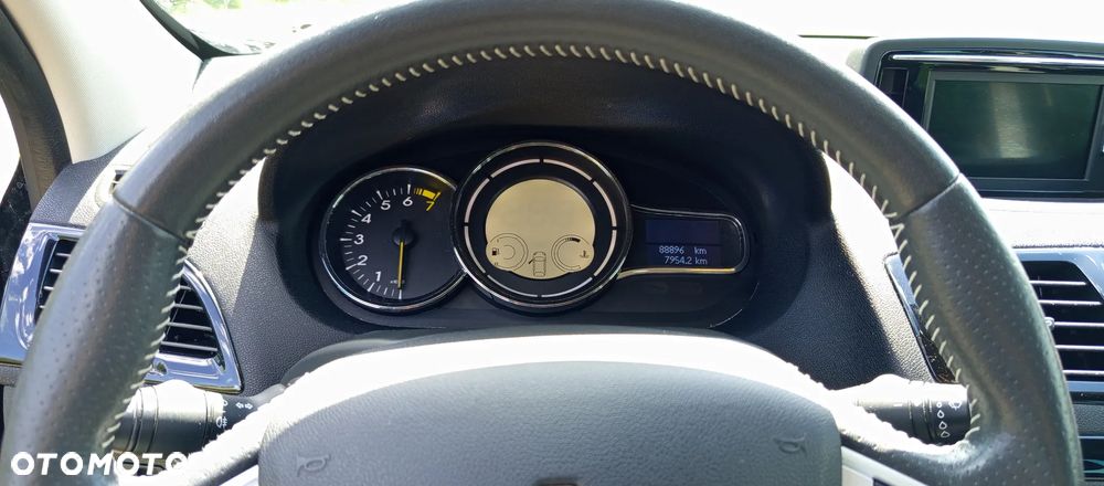 Renault Megane 1.2 16V TCe Energy Bose EU6 - 11