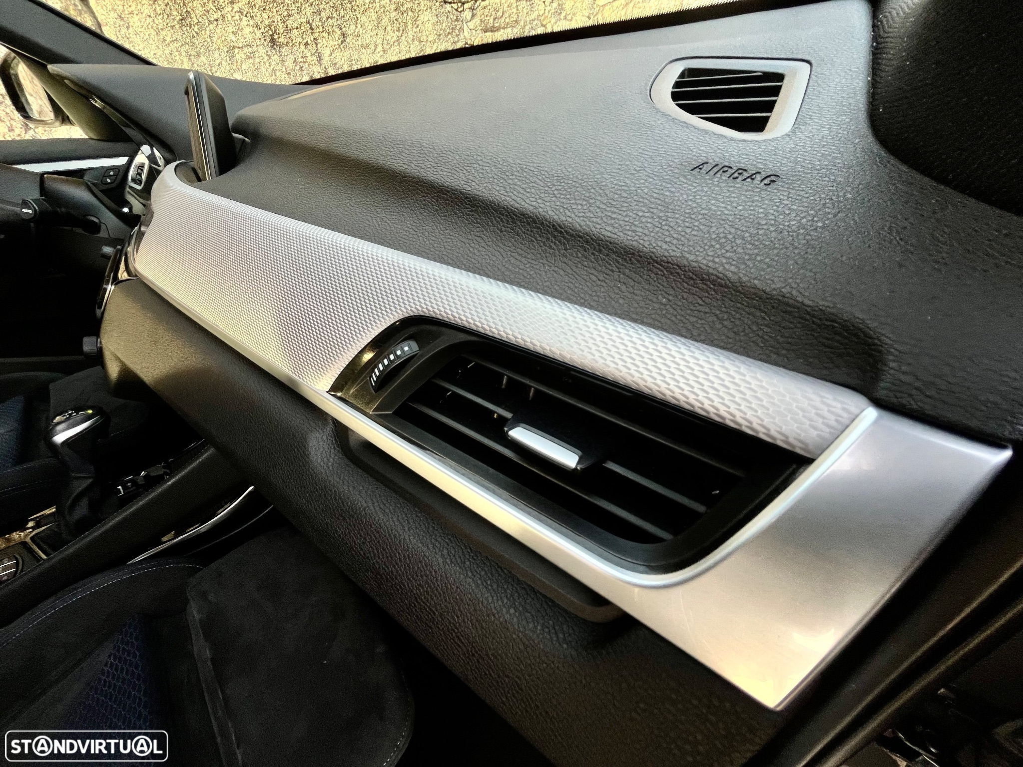 BMW X1 18 i sDrive Auto Pack M - 29