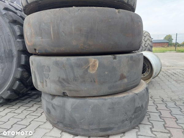 14.00R24 Goodyear (4 sztuki) - cena za komplet
