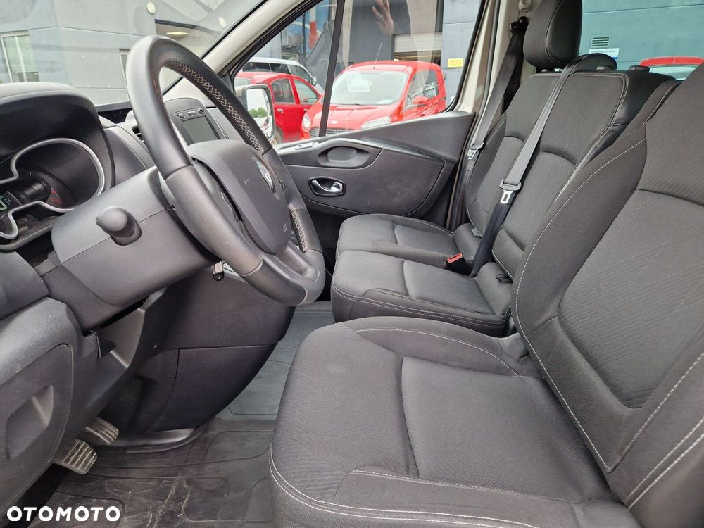 Renault Trafic - 21