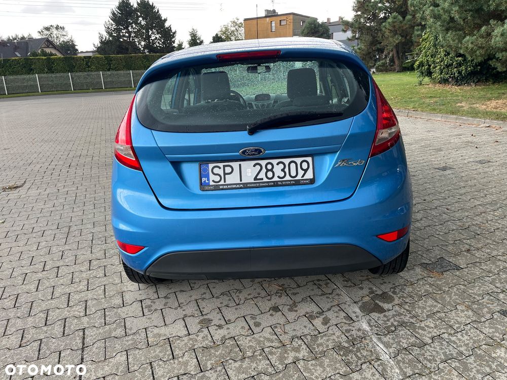 Ford Fiesta 1.25 Titanium - 24