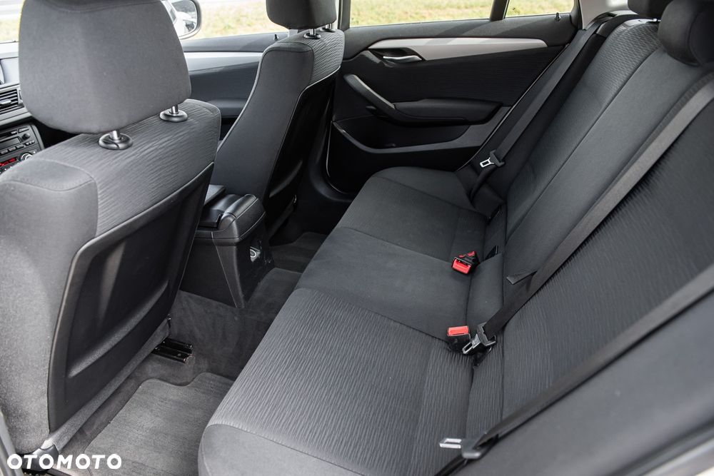 BMW X1 - 24
