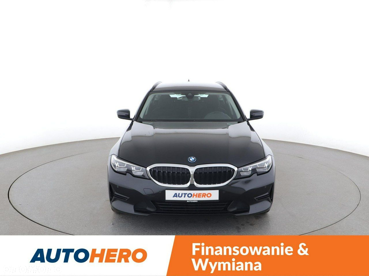 BMW Seria 3 320e PHEV - 11