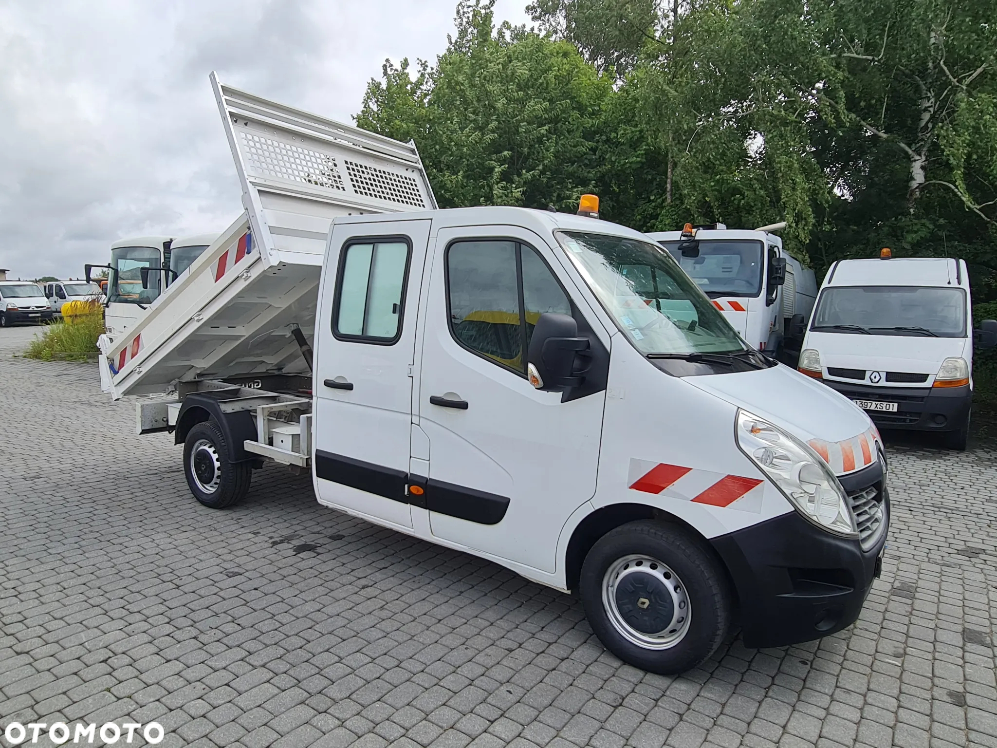 Renault Master Wywrotka 2016 r. Klima Brygadówka LIFT - 2