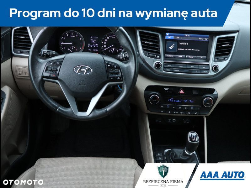 Hyundai Tucson - 8