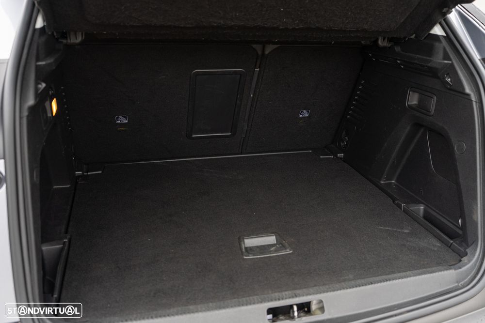 Peugeot 3008 PureTech 130 Stop & Start GPF EAT8 Allure - 9