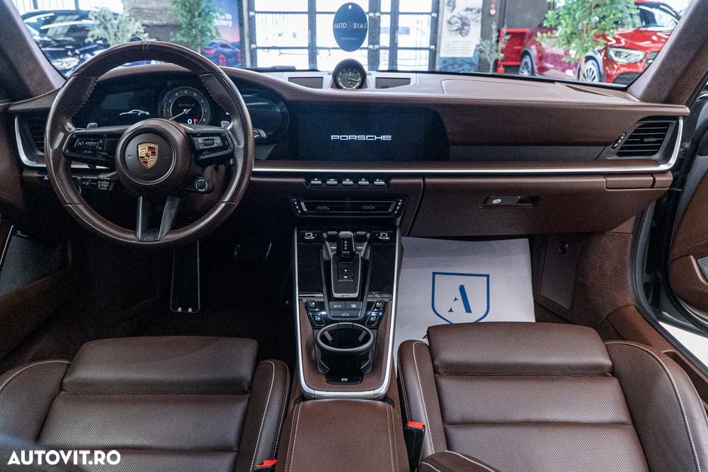 Porsche 911-TURBO-S - 30