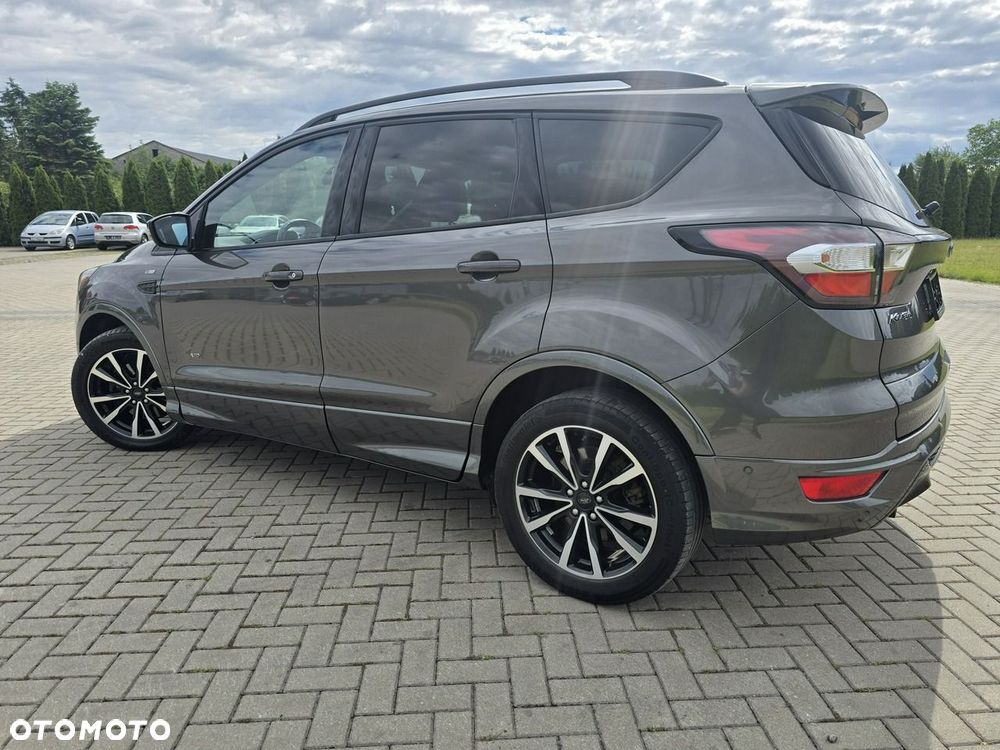 Ford Kuga - 13