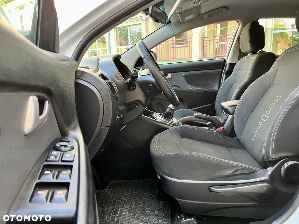 Kia Sportage 1.7 CRDI 2WD ISG Vision - 9