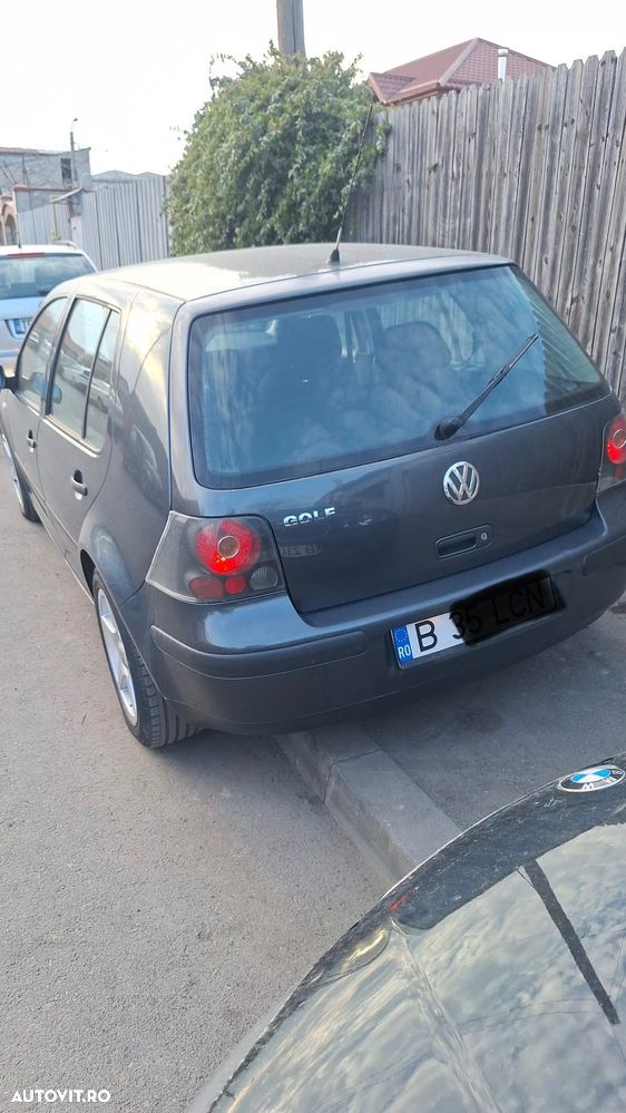 Volkswagen Golf 1.6 - 2
