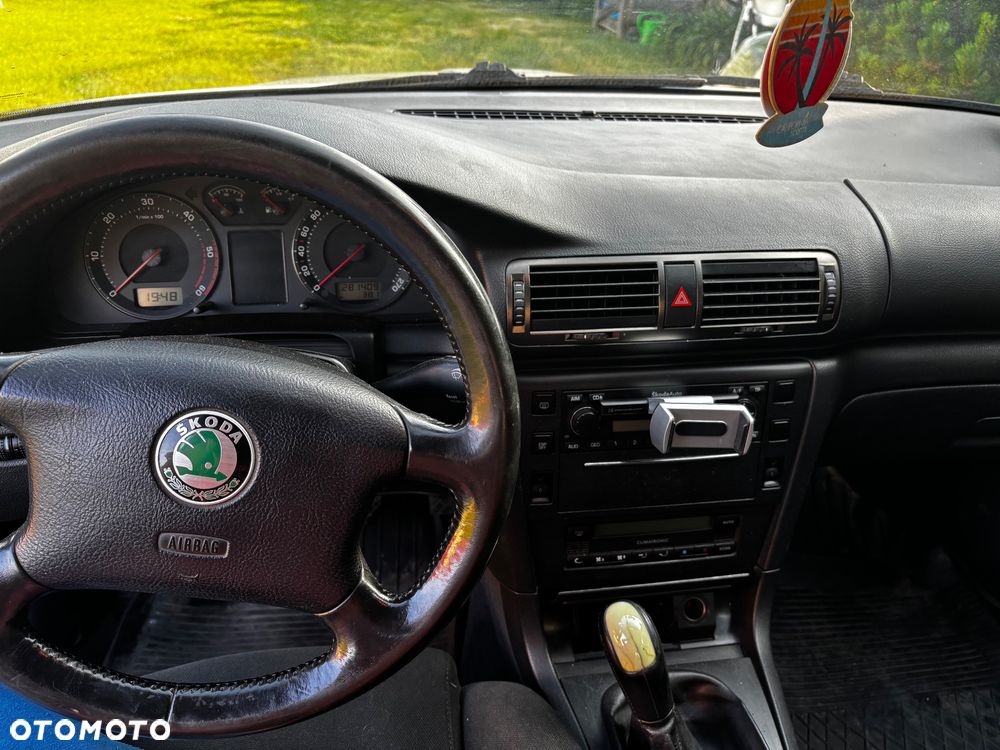 Skoda Superb 2.5 TDI Comfort - 5