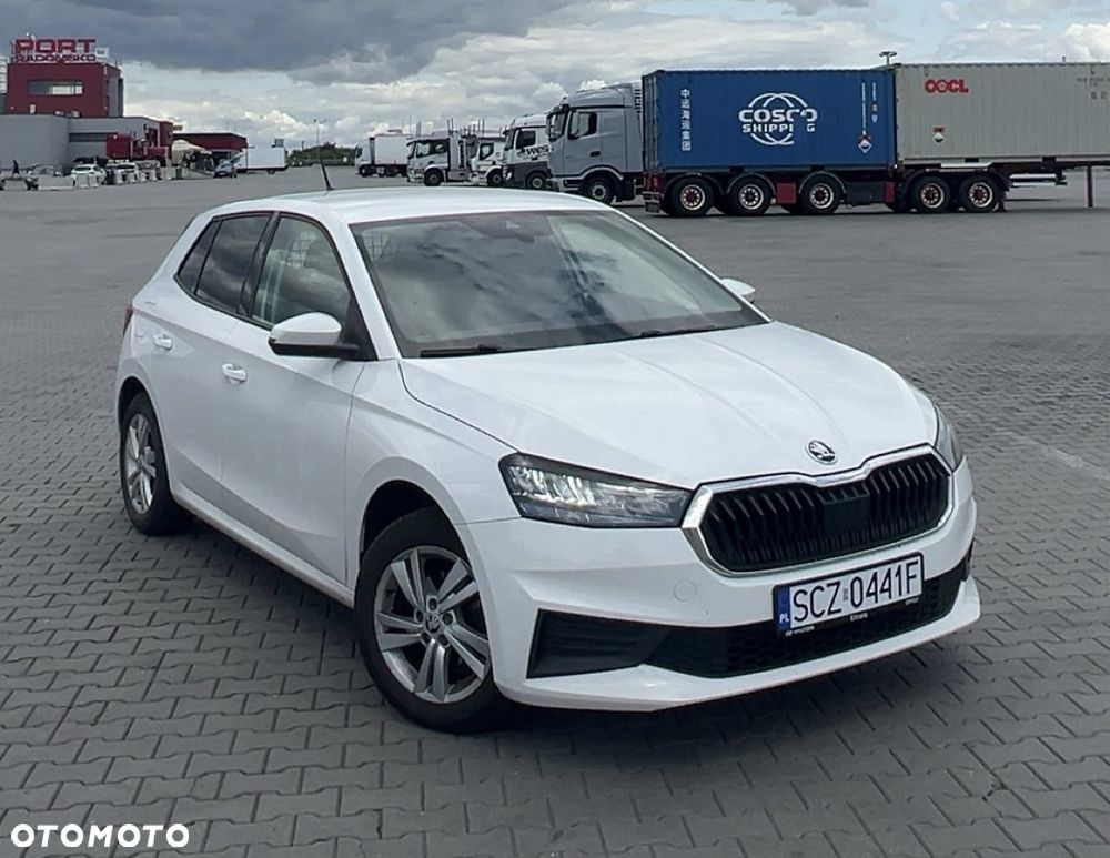 Skoda Fabia 1.0 Essence - 1